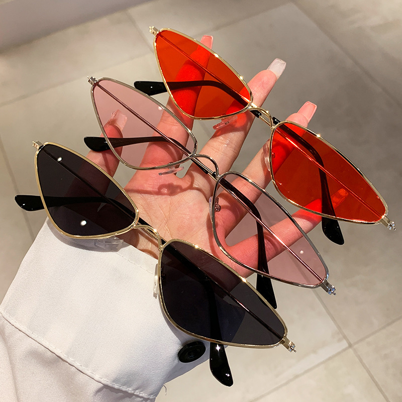 New Version of Cat Eye Small F - Sunglasses Cat Eye ulasan dan harga
